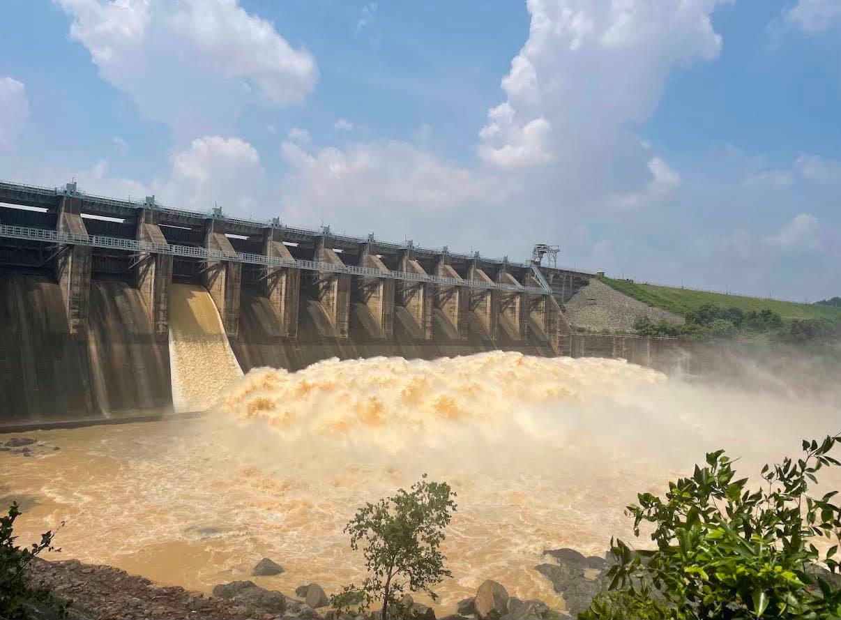  Maithon Dam